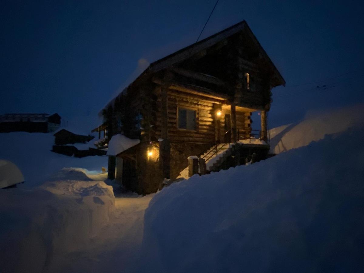 Mountain Cricket Chalets And Apartments Gudauri Exterior foto