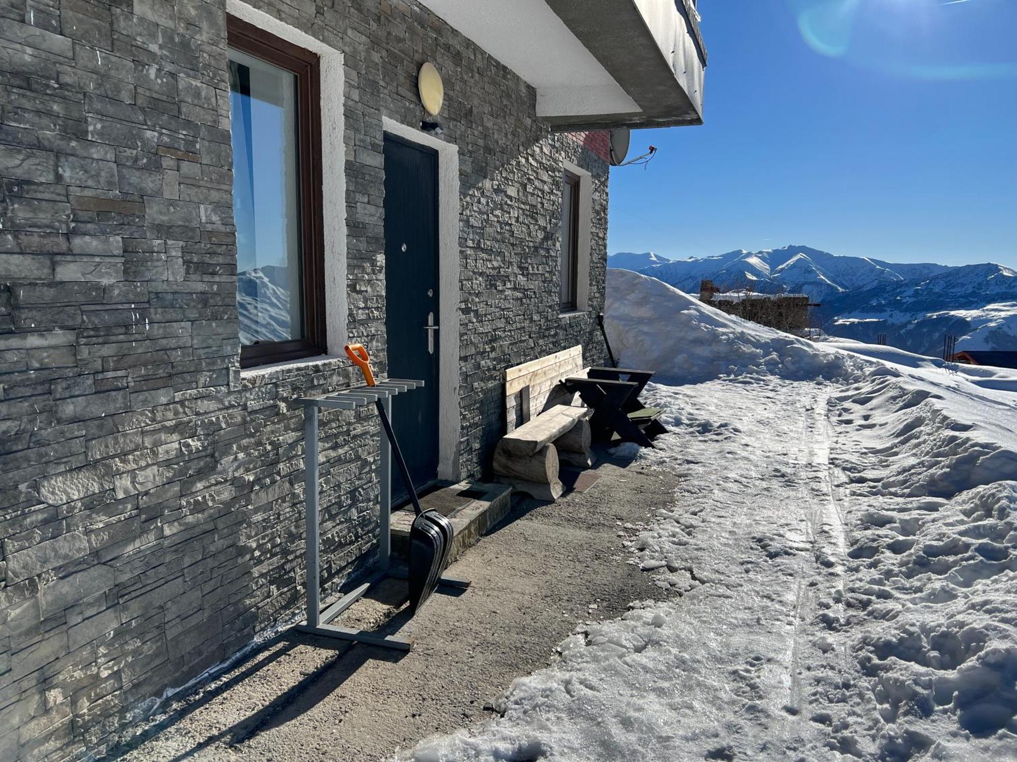 Mountain Cricket Chalets And Apartments Gudauri Exterior foto
