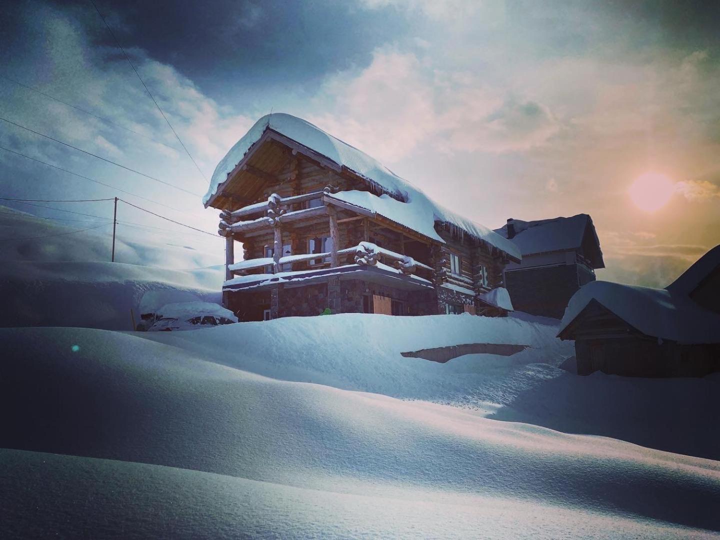 Mountain Cricket Chalets And Apartments Gudauri Habitación foto